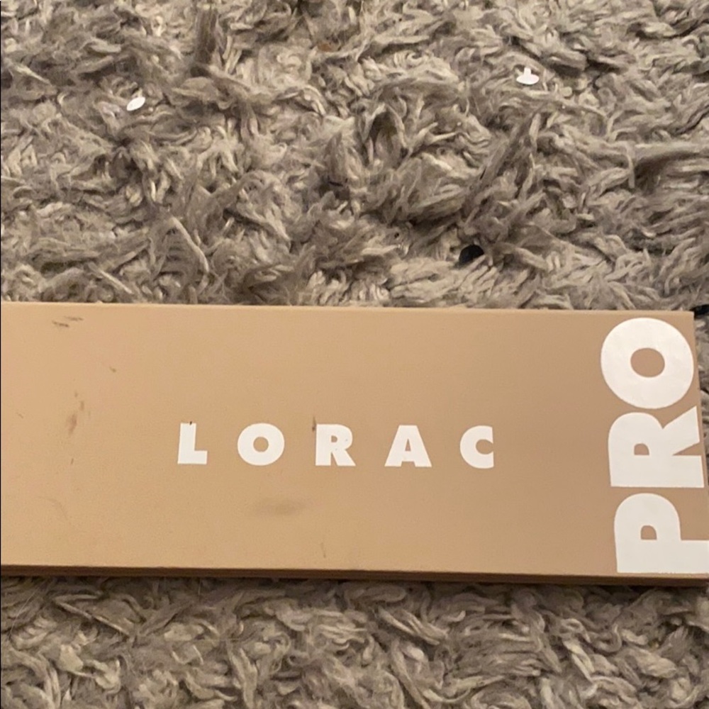 Lorac pro makeup pallet
